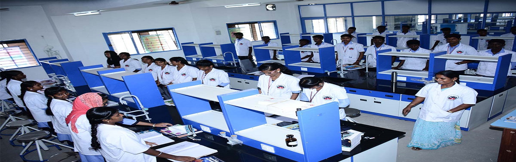 BAHAN MAYAWATI COLLGE OF PHARMACY,CHAUKADI CHAURA,GHAZIPUR